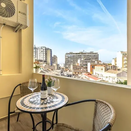 Quarzo Modern Affittacamere 4*